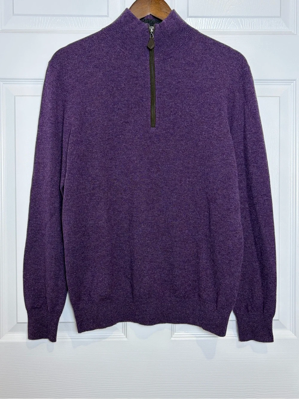 Neiman Marcus Nano Cashmere 100% Cashmere Quarter Zip Sweater Purple | Size M